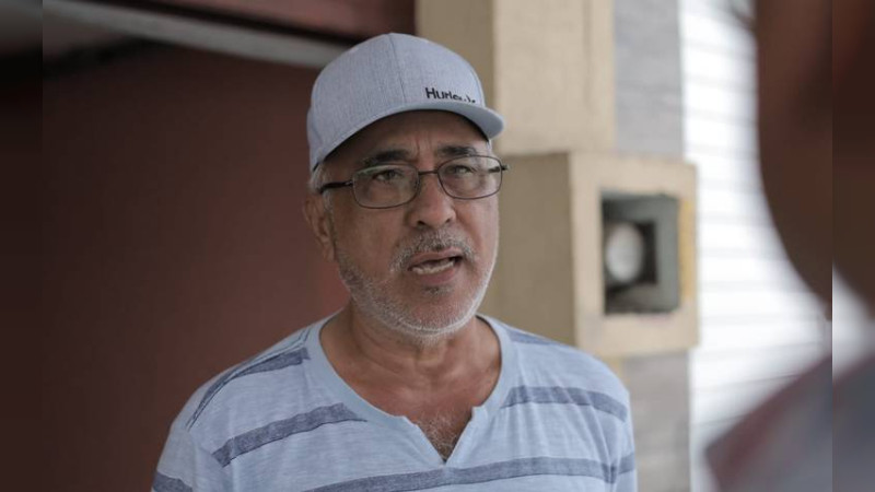 Acusa Guadalupe Mora que jefes del crimen buscan correrlo de “La Ruana”: Asegura que él y su gente tomarán las armas 