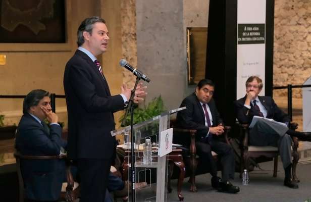 Aurelio Nuño pide paciencia en proceso de implementación de la Reforma Educativa - Foto 0 