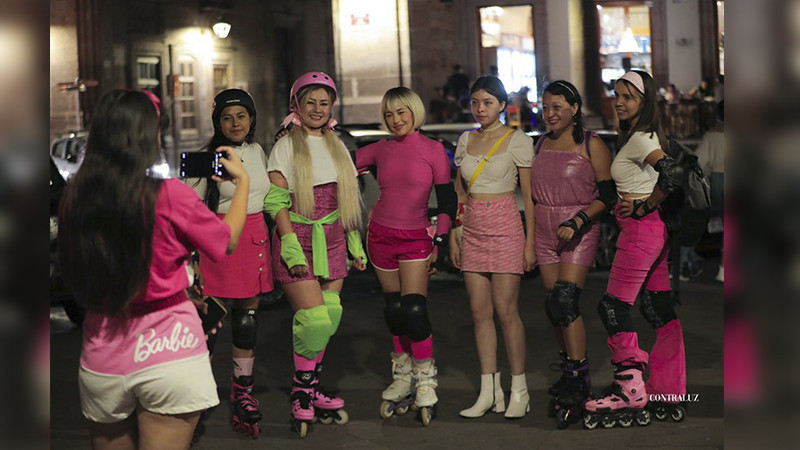 Barbie-rodada en patines: Una colorida iniciativa para visibilizar este deporte en Morelia 