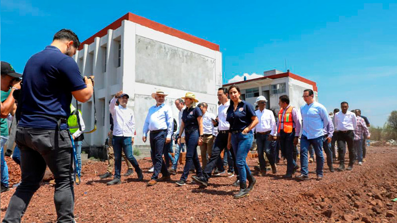 En diciembre se concluye Unidad Profesional de Zamora; Gobernador y rectora de la UMSNH realizan supervisión de obra