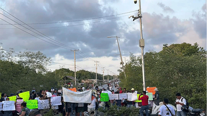 Habitantes de Cancún protestan contra reapertura de basurero 