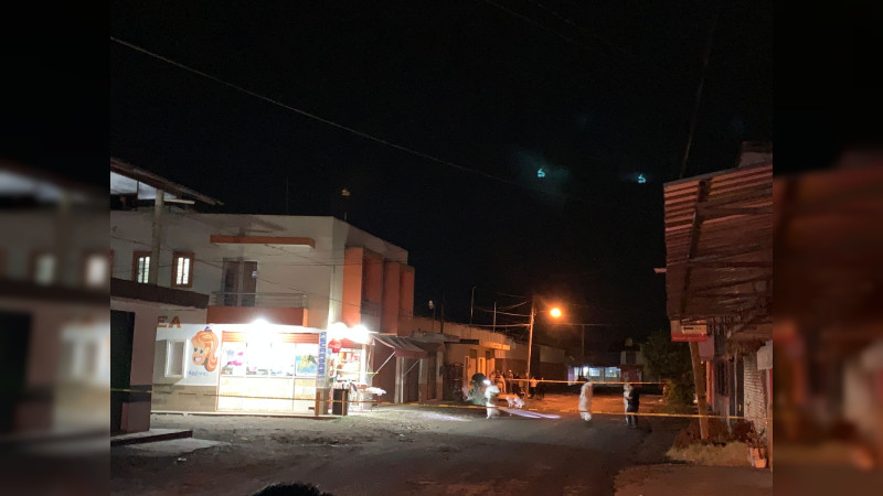 Asesinan a hombre en tienda de abarrotes en Uruapan 