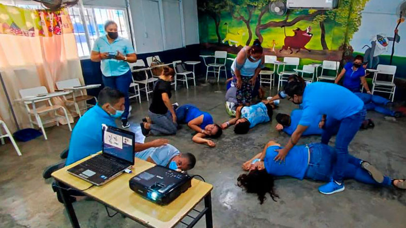 Secretaría de Salud de Michoacán capacita a población para prevenir accidentes viales 
