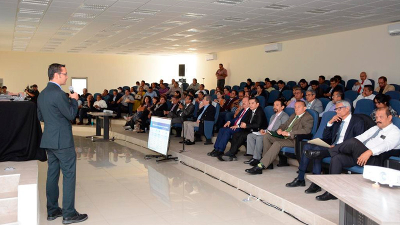 Alinear planes de estudio con las tendencias del mundo actual: Nápoles Rivera 