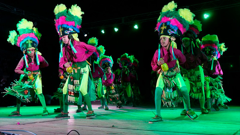 Inaugura Nacho Campos el Primer Festival de Danzas Tradicionales y Bailes Mestizos en Uruapan