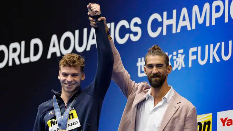 El francés León Marchand rompe récord histórico de Michael Phelps 