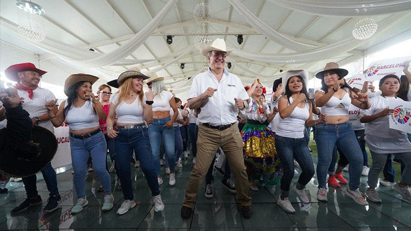 Marcelo Ebrard sorprendió bailando “Caballo Dorado” con jóvenes de Naucalpan, EDOMEX 