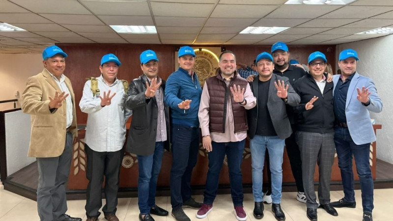 Panistas de la CDMX apoyan a Sheinbaum, crean movimiento "Ola azul con Claudia" 