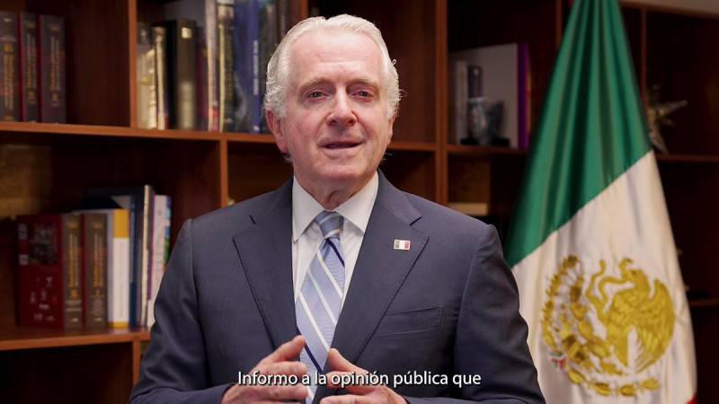 Legisladores de Morena exigen a Santiago Creel su licencia 