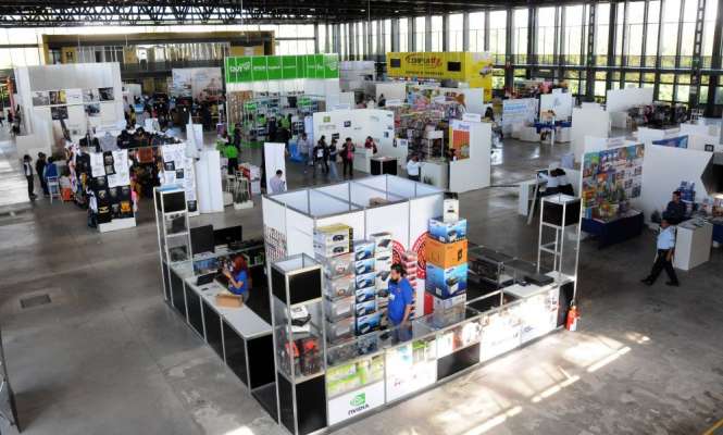 Se inaugura la Feria de Útiles Escolares y Cómputo UNAM 2016  - Foto 2 