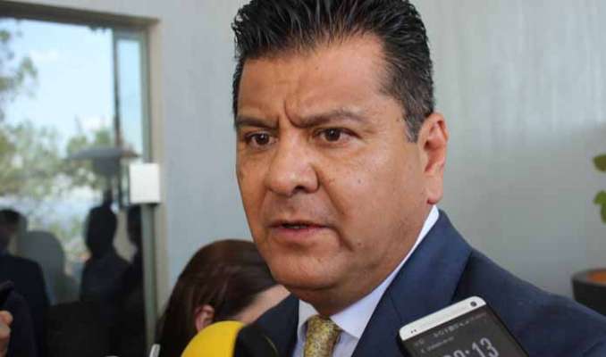 Por cambiar área de peritos y comparezca el procurador sobre el caso Tanhuato, se pronuncia Juan Bernardo Corona Martínez 