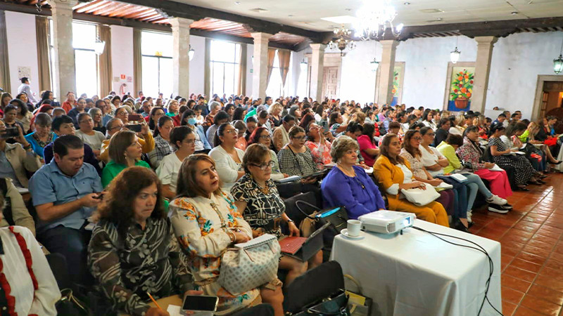 En pase de lista no participó 2 por ciento de escuelas de nivel básico: Gabriela Molina  