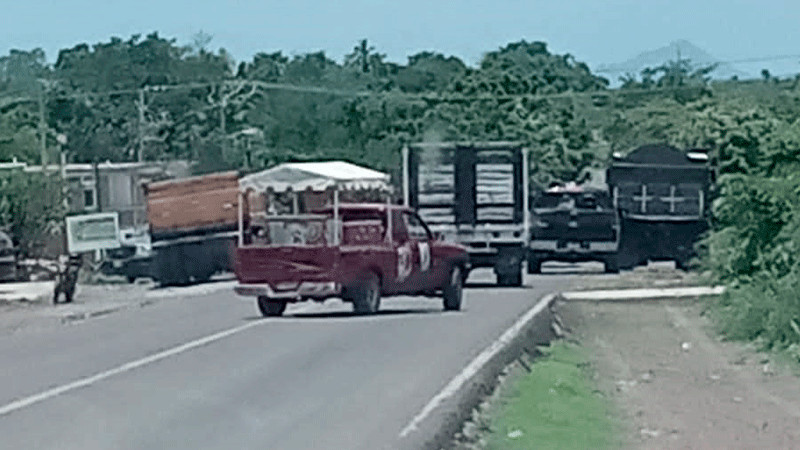 Robo de camioneta en Apatzingán, Michoacán, genera movilización policiaca 