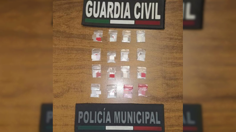En diferentes municipios, elementos de la Guardia Civil aseguran narcóticos y vehículos; hay siete detenidos 