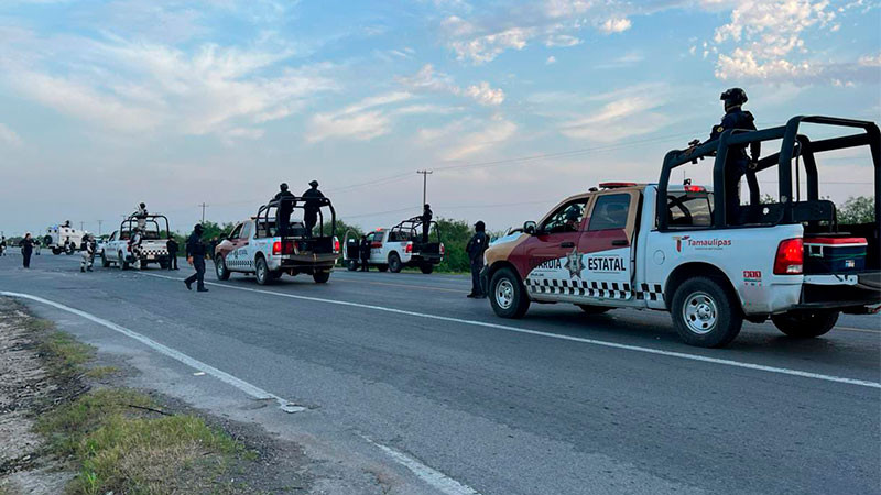Reportan bloqueo con tráileres sobre la carretera Nuevo Laredo-Piedras Negras 