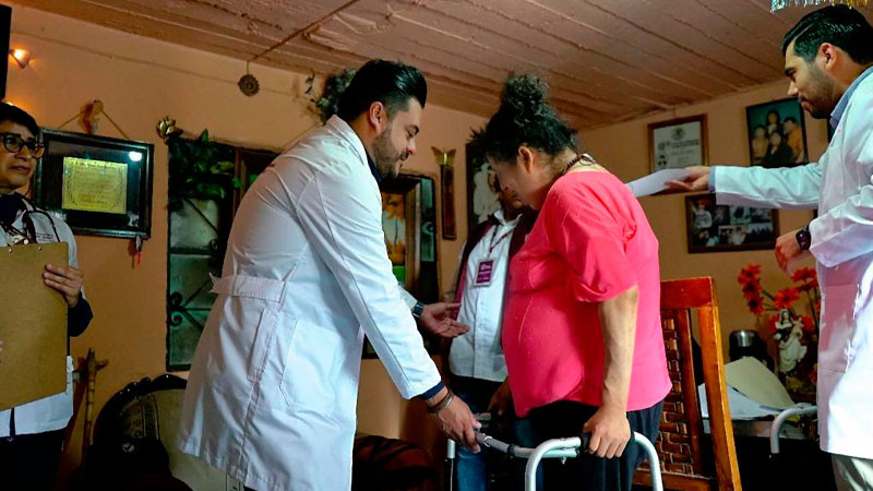 Atención casa por casa a 4 mil personas postradas y en abandono: SSM 