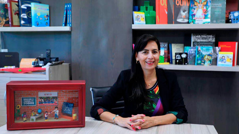 Entrega SEE más de 200 mil certificados de este ciclo escolar 