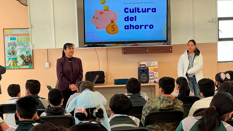 Premia SEFECO Cultura del Ahorro en niñas y niños en Morelia  