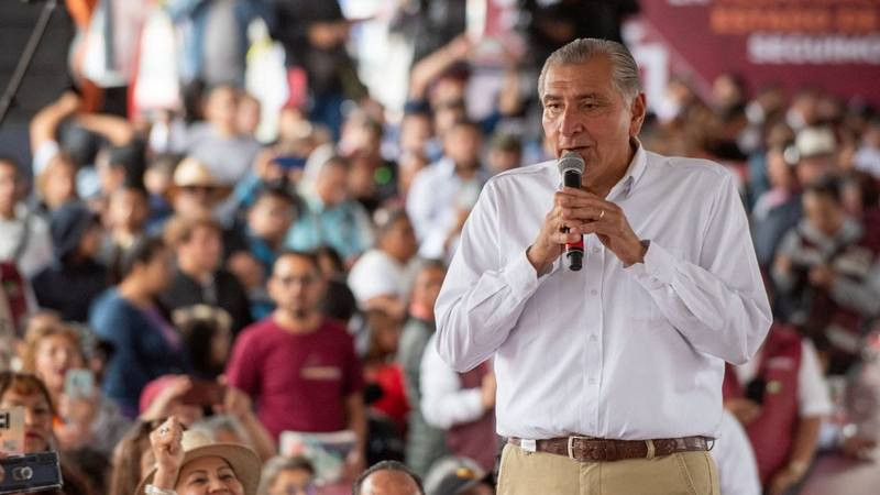 Adán Augusto López afirma que retiro de pintas y espectaculares es trabajo de la autoridad 