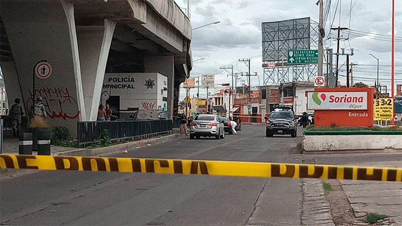 Asesinan a conductor sobre avenida Constituyentes en Celaya 