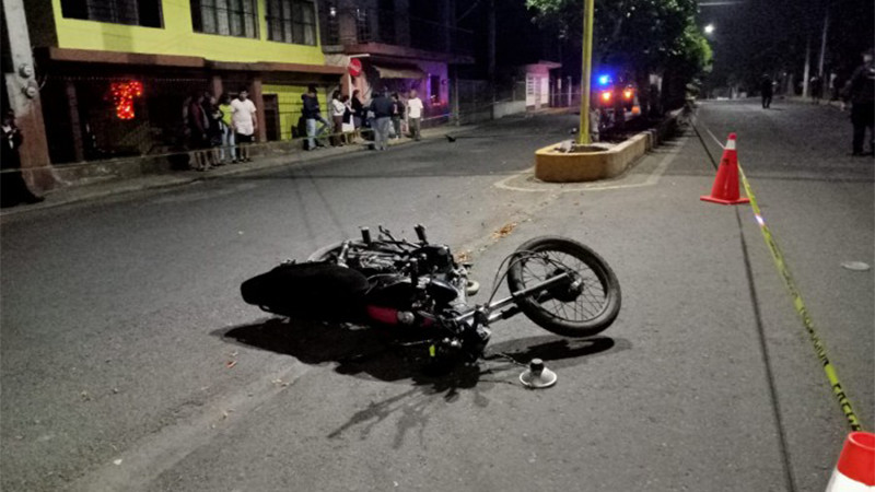 Dos hermanos pierden la vida en accidente de motocicleta en Naucalpan, Estado de México 
