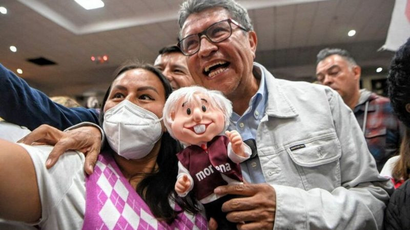 “Yo no he gastado en espectaculares”, afirma Ricardo Monreal 