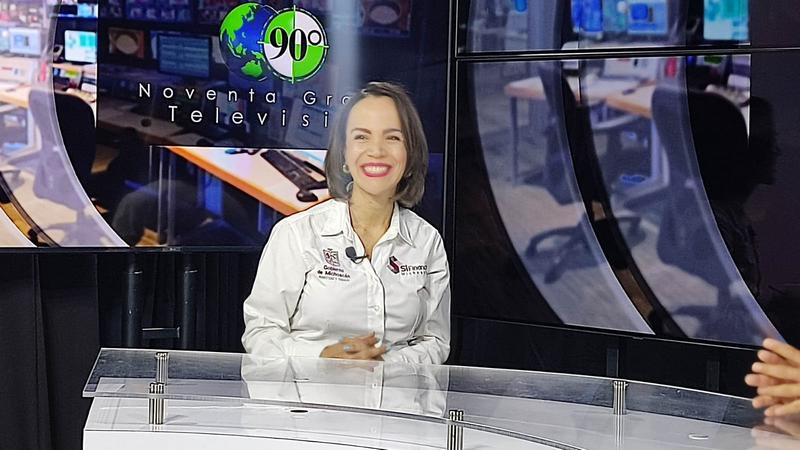 Areli Gallegos, directora de Sí Financia Michoacán, explica la labor del organismo 