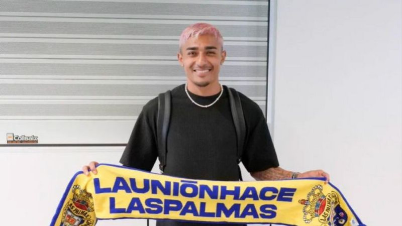 El mexicano Julián Araujo es nuevo futbolista de UD Las Palmas 