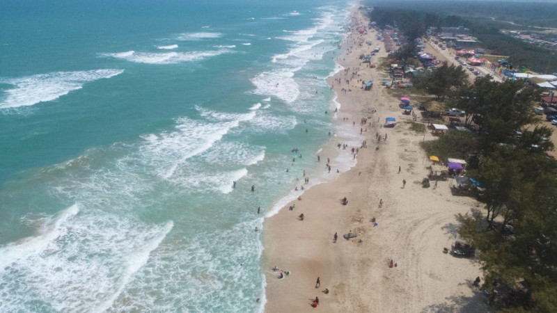 Reportan manchas de  hidrocarburo en playas de Tamaulipas 