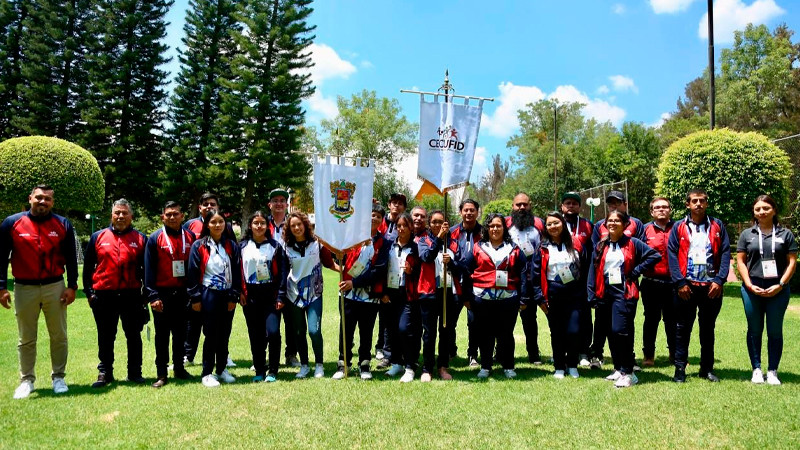 Abanderan a delegación michoacana que participará en Juegos Autóctonos 