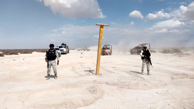 Aseguran toma clandestina y camión con 55 mil litros de huachicol, en Coahuila 
