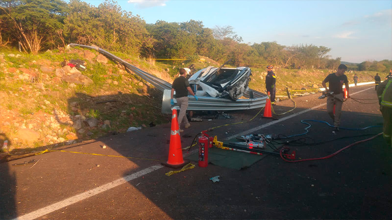 Accidente en la autopista de Occidente deja un muerto y un herido