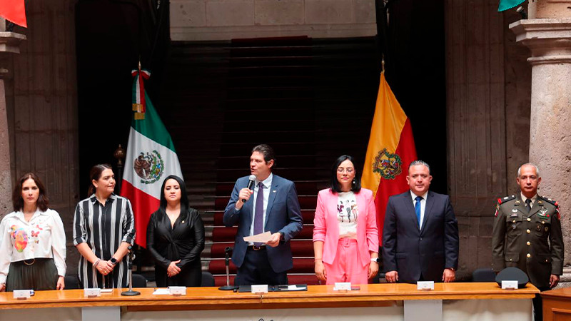 Llama Alfonso Martínez a vivir el mes patrio en Morelia