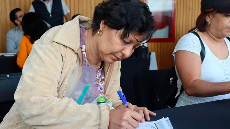 Conoce como solicitar el apoyo de 4 mil pesos para mujeres con cáncer, en Michoacán 