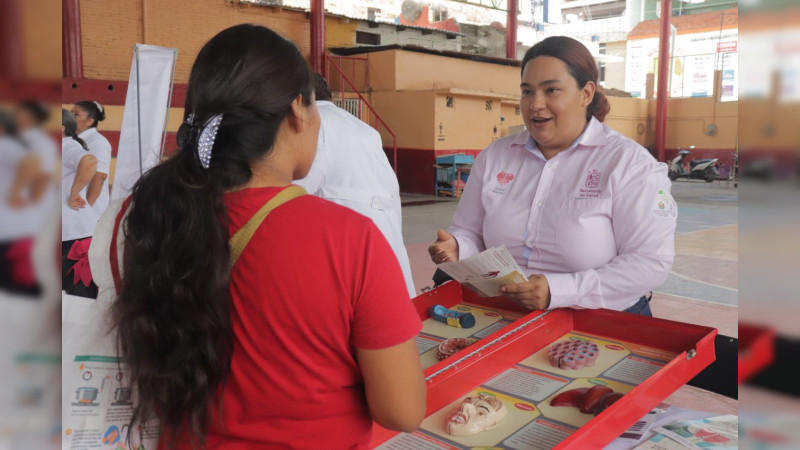 Destaca Seimujer en Tepalcatepec importancia del parto respetado