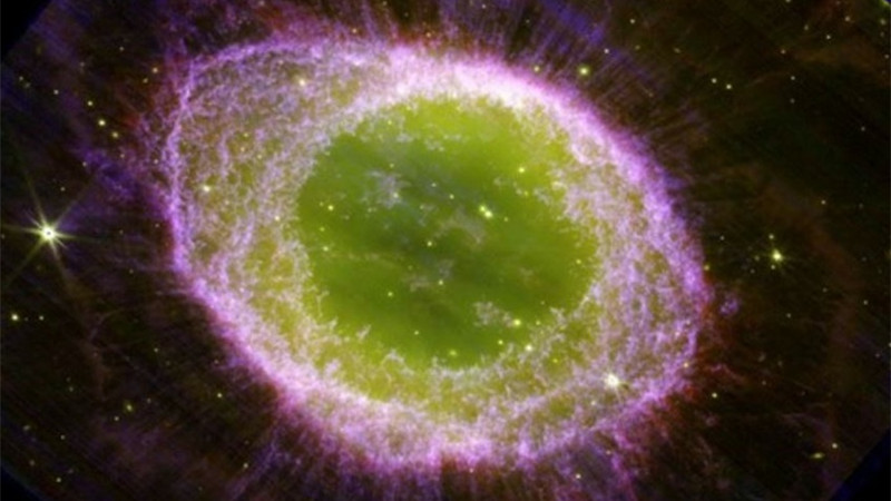 Telescopio espacial James Webb registró nuevas imágenes de la Nebulosa del Anillo 