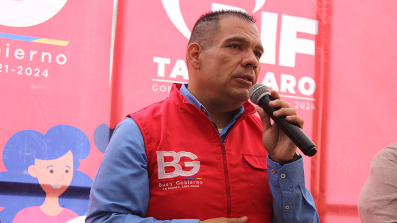 El presidente Bladimir González impulsa programas sociales en beneficio de Tarímbaro