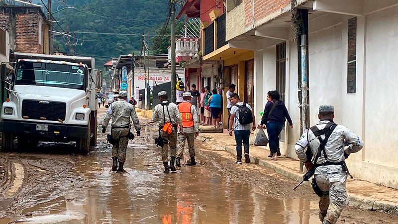 Onda tropical 18 deja inundaciones en 4 municipios de Veracruz 