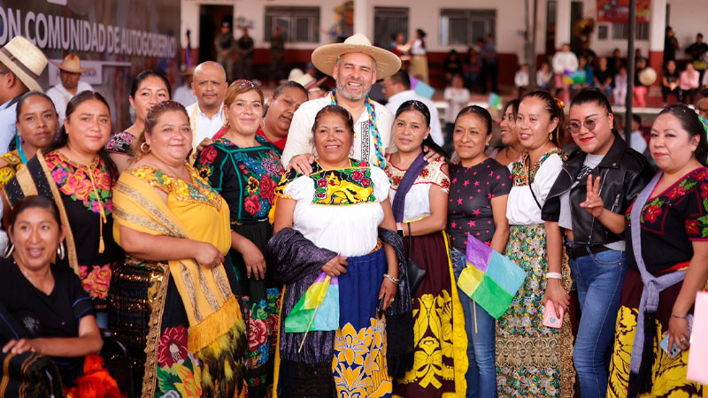 Comunidades indígenas viven y practican utopía de Vasco de Quiroga con autogobierno 