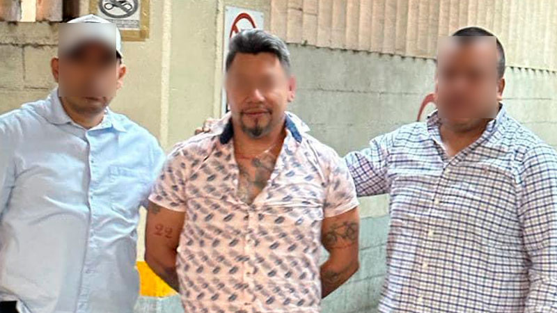 Detienen a sujeto que golpeó a joven en Subway de San Luis Potosí 