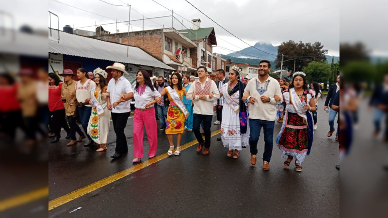 Tradición Michoacana: llega el quincuagésimo Festival Internacional de la Guitarra a Paracho 