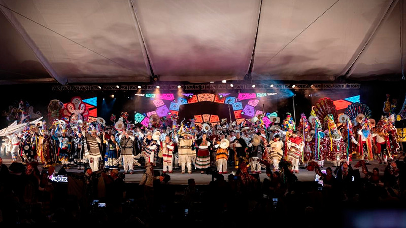 Más de 5 mil turistas disfrutaron de la K'uinchekua en Oaxaca