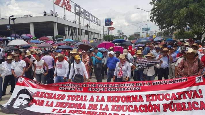 Reportan estados en conflicto magisterial, arranque del ciclo escolar en entre 42 y 99 por ciento de los planteles 