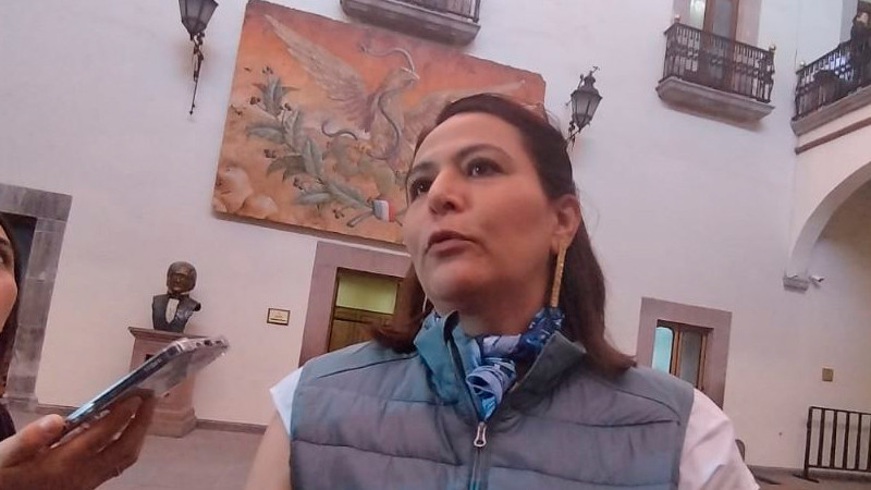 En Querétaro no se prohibirá distribución de libros: Martha Soto  