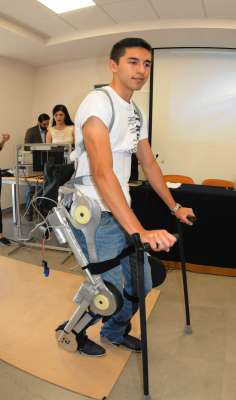 Desarrolla en la UNAM exoesqueleto para auxiliar a personas con discapacidad 