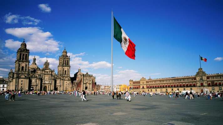 Moody’s y Standard and Poor’s bajan calificación crediticia de México a “negativa” 