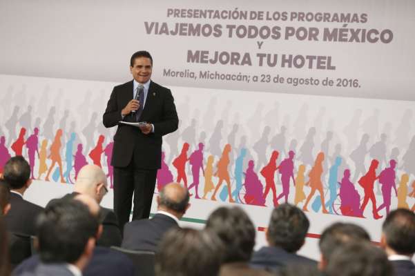 Presentan programas " Viajemos Todos por México" y Mejora tu hotel" en Morelia  - Foto 0 