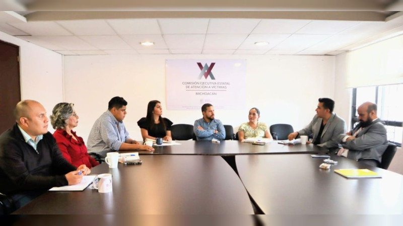 CEEAV Michoacán brinda apoyo económico a familias víctimas de feminicidio  