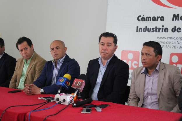 Preocupante que Michoacán muestre desaceleración económica: CMIC 