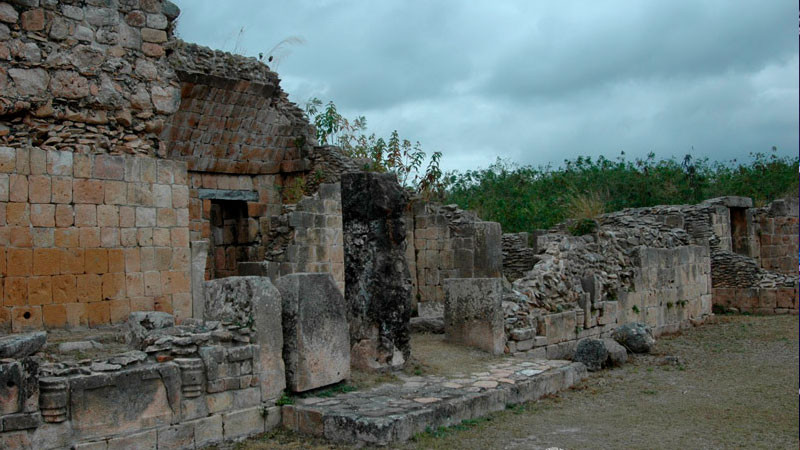 Avanza investigación y puesta en valor de Zona Arqueológica de Oxkintok, en Yucatán: INAH 